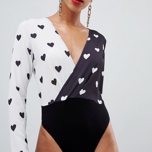PrettyLittleThing Tops - PrettyLittleThing Monochromatic Heart Bodysuit